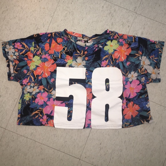 🚨Sale🚨H&M Crop Top