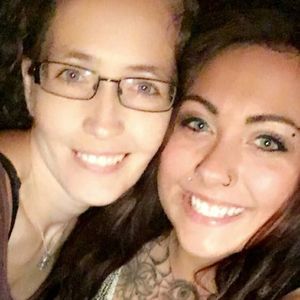 Meet your Posher, April