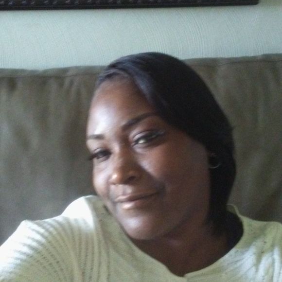 Meet your Posher, Charmaine