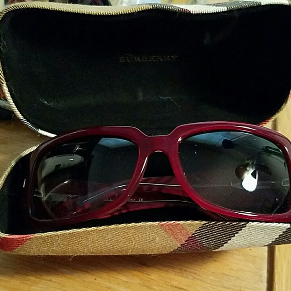 Burberry Accessories - Brand new Burberry sunglasses guaranteed authentic