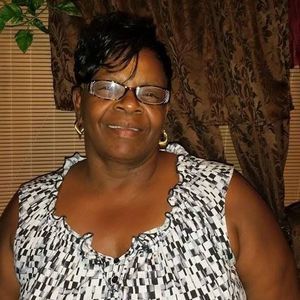 Meet your Posher, Cassandra