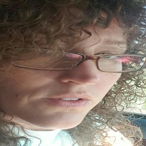 Meet your Posher, Kelley