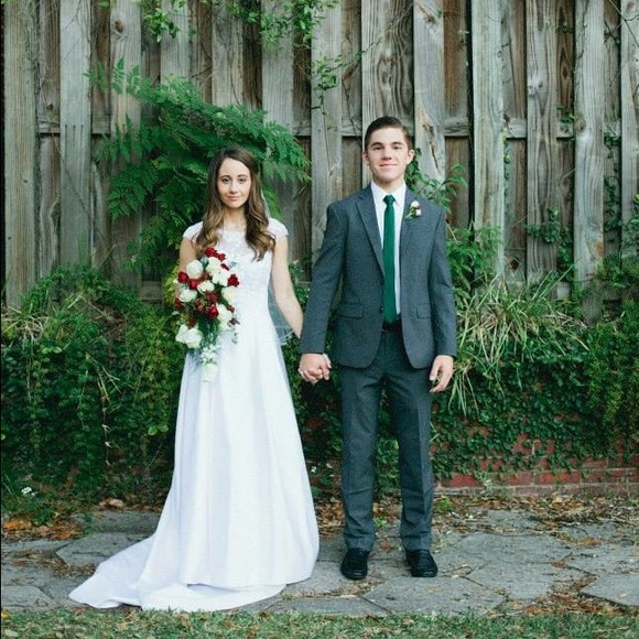 Meet your Posher - Picture 4 of 5