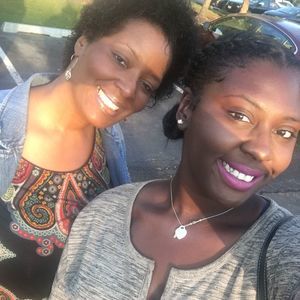 Meet your Posher, Kayla