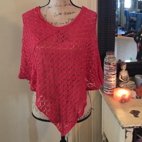 Forever 21 Sweaters - Nwt crochet poncho