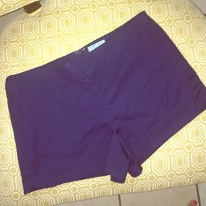 Closet clear out ⭐️⭐️Cynthia Rowley shorts 💐