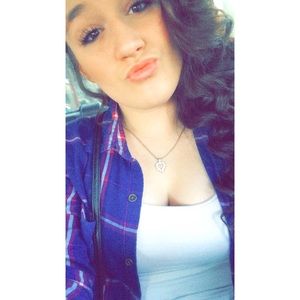 Meet your Posher, Brittany