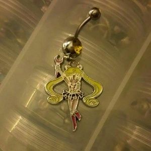 Sailor moon belly ring