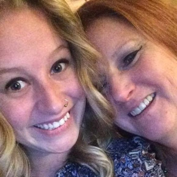 Meet your Posher, Karla