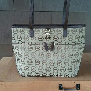 Michael Kors Kempton Signature Jacquard Tote Mocha