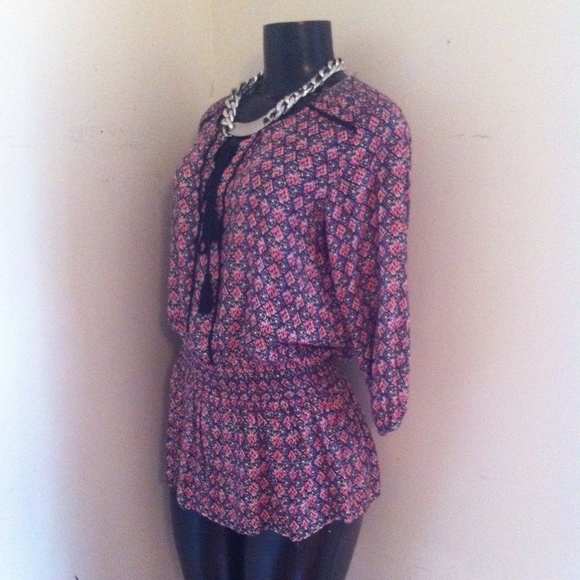 ✨Trendy boho tassle top ✨ - Picture 2 of 3