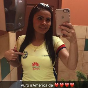 Meet your Posher, Aracely