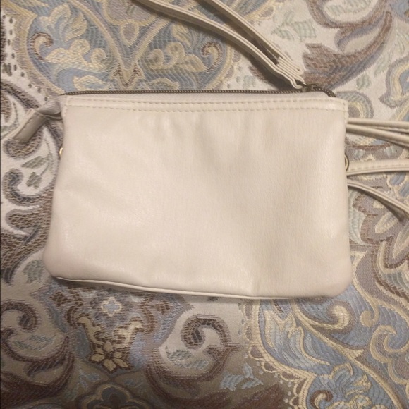 Wristlet - Picture 2 of 3