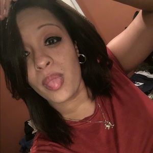 Meet your Posher, Janessa