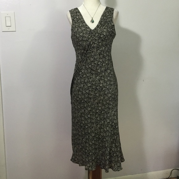 Petite Sophisticate Dresses & Skirts - Petite Sophistcate Silk Dress- Sz 6