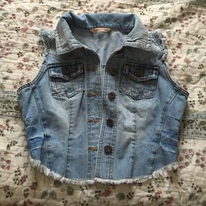 Jean Vest