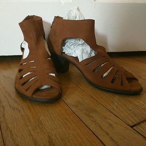 Brown Suede Shoe Sandals