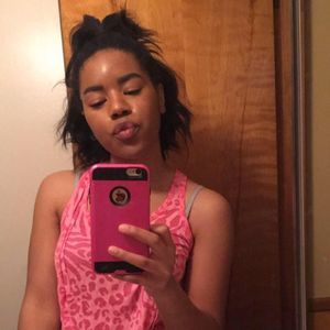 Meet your Posher, Shawna