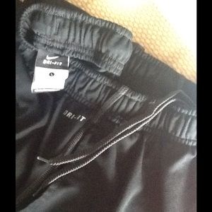 Boys Labron James Nike basketball shorts🏀