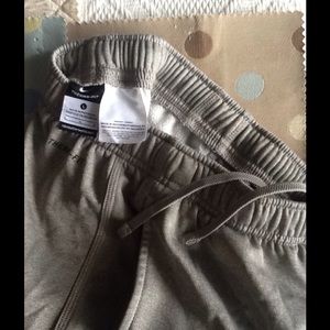 🏈⚽️⚾️boys Nike thermal sweats