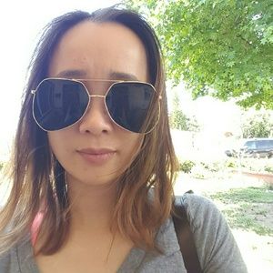 Meet your Posher, Sylvia