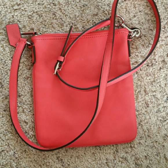 Authentic Brandnew Coach Crossbody - Picture 3 of 4
