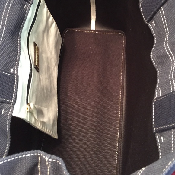 🆕Tory Burch Canvas tote in Black & White. NWT - Picture 4 of 4