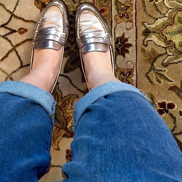 💚PoshBuys! 💚 - Picture 3 of 4