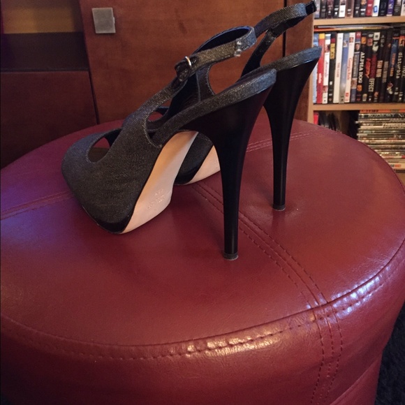 Shoes - Picture 2 of 4
