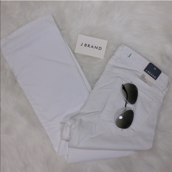 SoldOut11thStreet - Picture 2 of 4