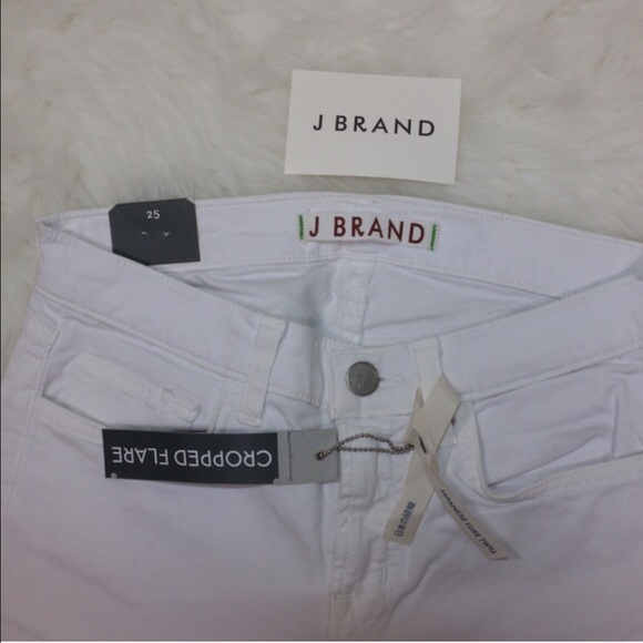 SoldOut11thStreet - Picture 3 of 4