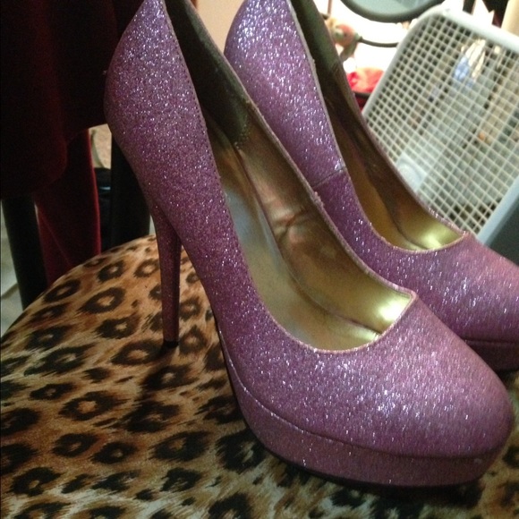 Pink sparkly Charlotte Russe high heel shoes - Picture 2 of 3