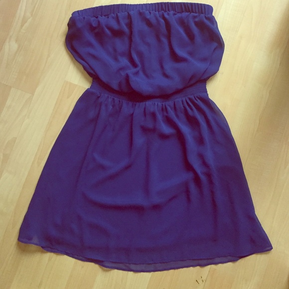 Strapless, royal blue, chiffon dress.