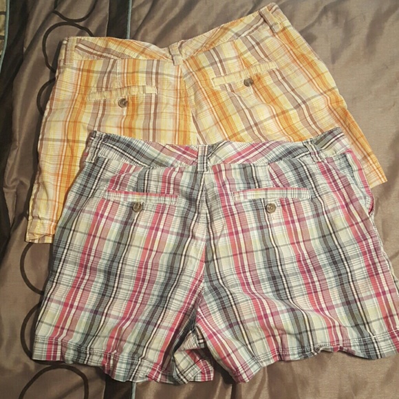Plaid Short Bundle - Picture 3 of 3