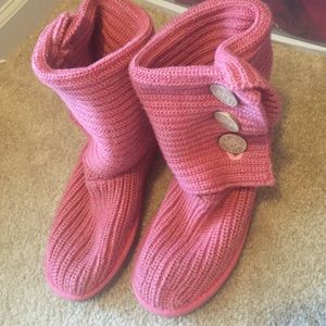 Knitted ugg boots