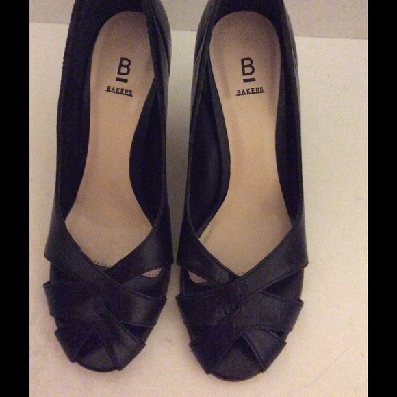Bakers wedged peep toe heels