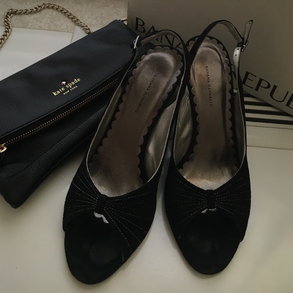 Peep- toe sling back Banana Republic pumps