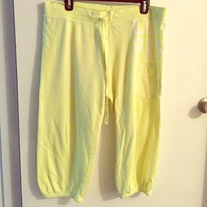 VS Pink drawstring Capri length sweats