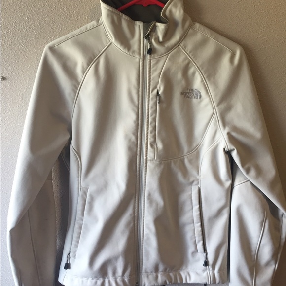 White North Face jacket small