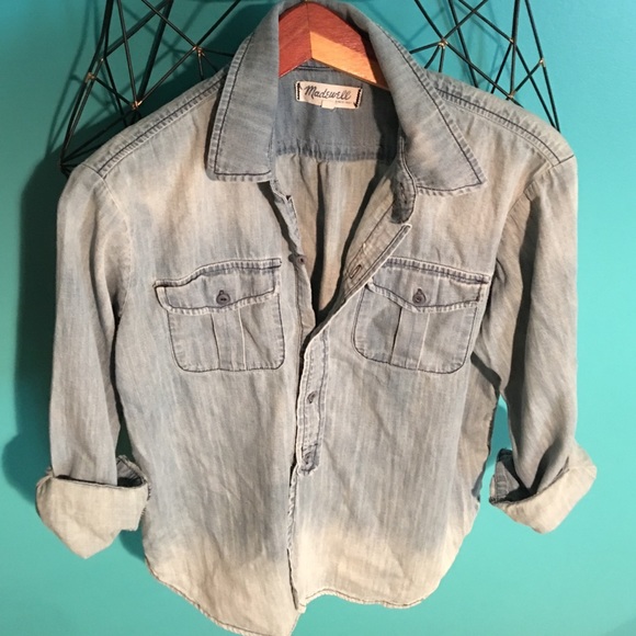Ombré Madewell Chambray top. Size small.