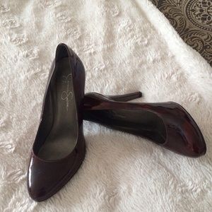 Jessica Simpson pat n leather brown heels