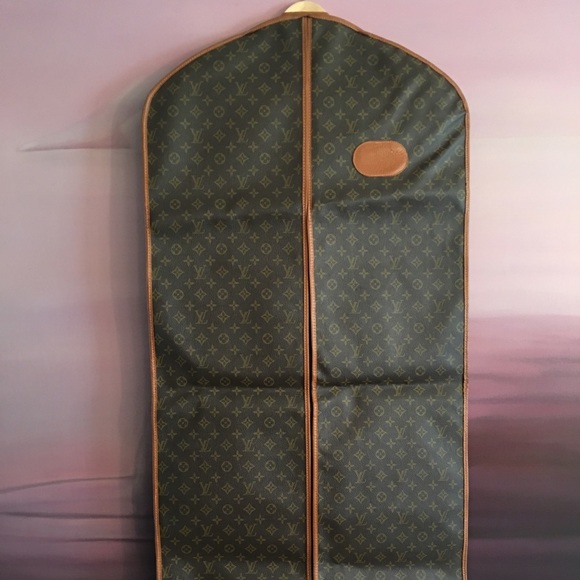Louis Vuitton Handbags - LOUIS VUITTON VINTAGE GARMENT BAG 100% AUTHENTIC