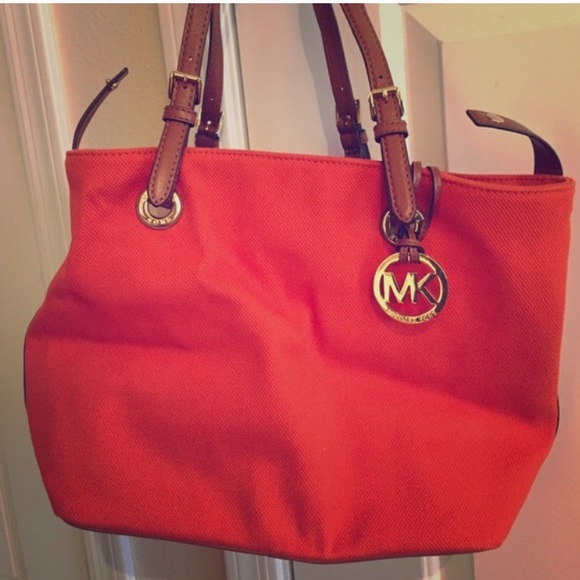 Michael Kors purse