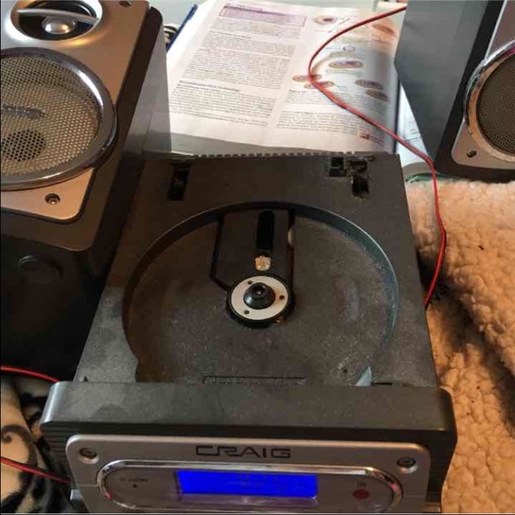 Stereo system - Picture 2 of 3
