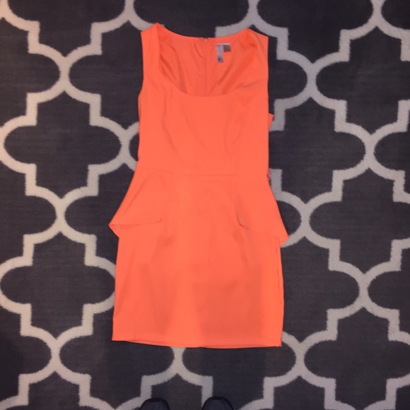 Forever 21 Dresses & Skirts - Neon orange peplum mini dress, amazing condition!
