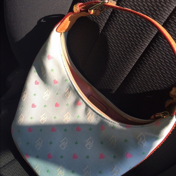 Dooney & Bourke purse