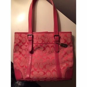 Medium over the shoulder Coach purse