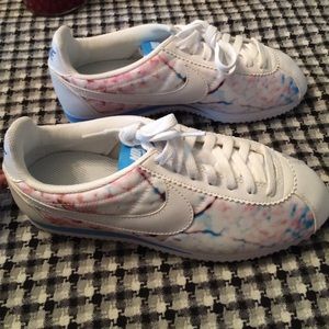 BNWOT - Nike Cortez- Spring edition! Size 7