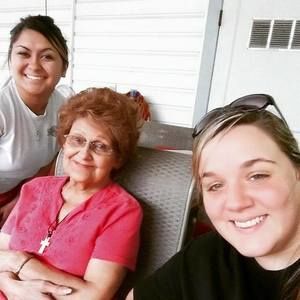 Meet your Posher, Katelynn