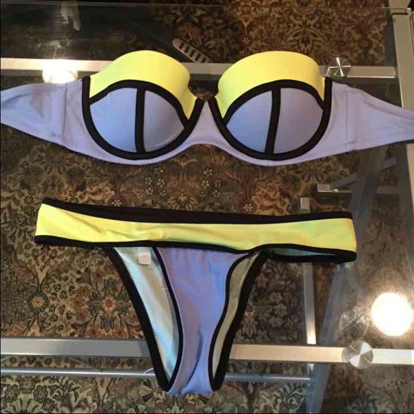 Victoria's Secret bikini